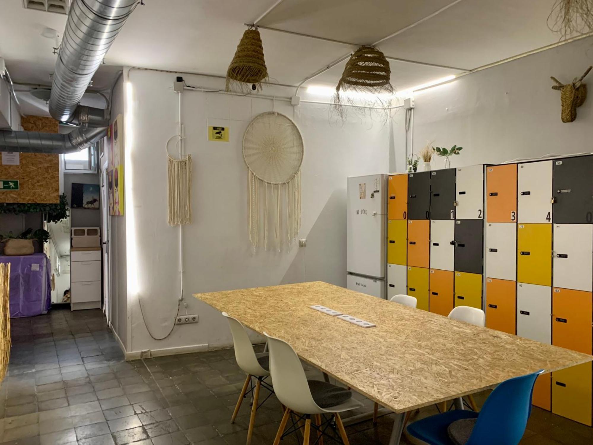Boga Hostel Madrid Buitenkant foto